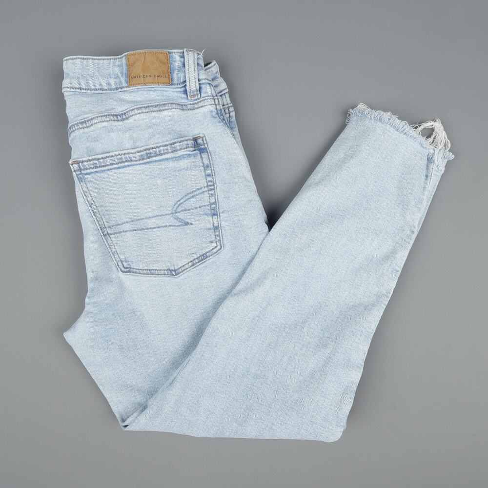 American Eagle Womens 2 Short Mom Jeans Stretch